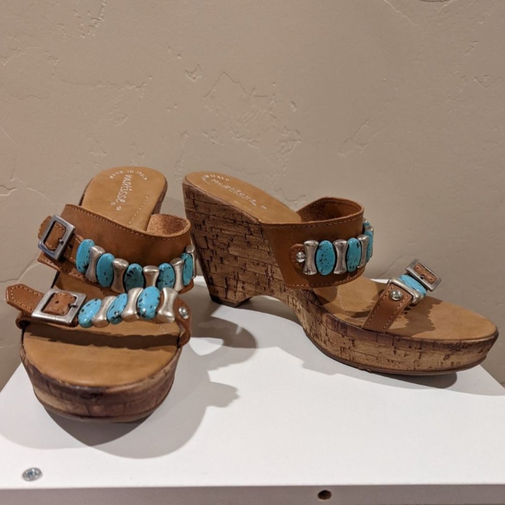 Matisse sz 9 / 40 - brown w. turquoise & silver beads - wedge sandals
